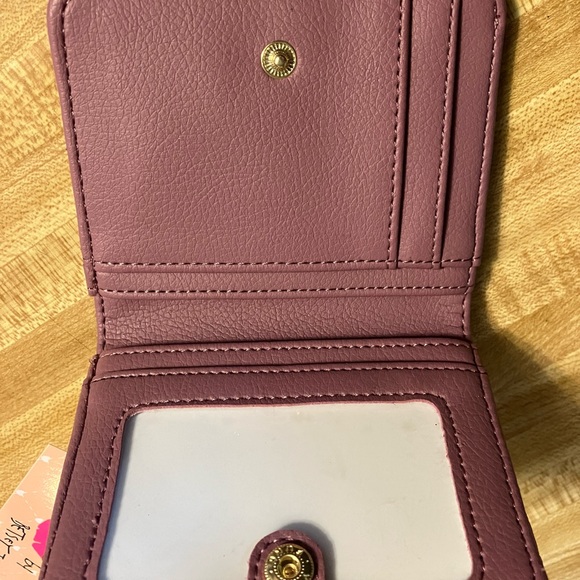 🌸Betsey Johnson Wallet - Picture 4 of 5